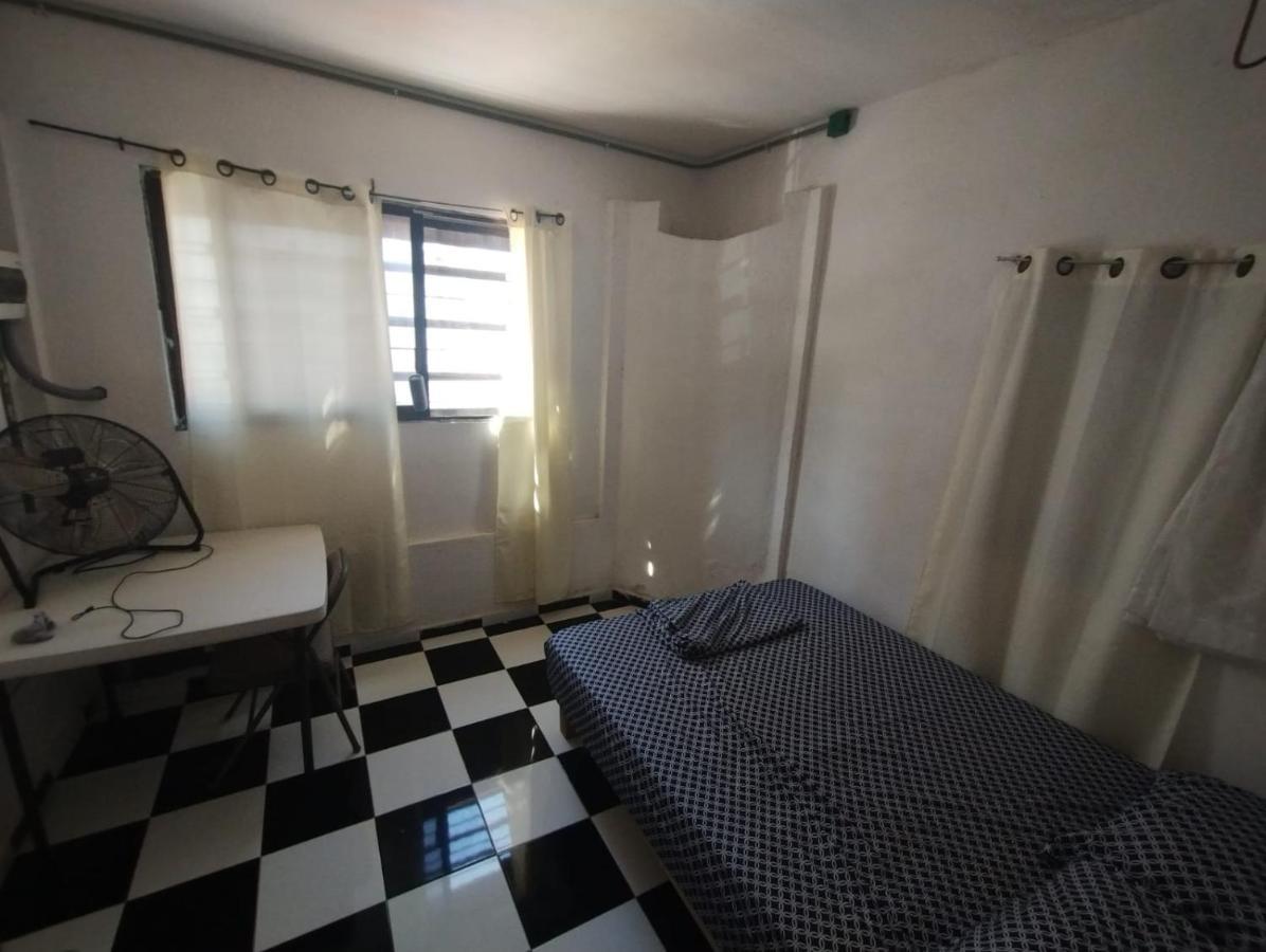 777 Lenderman Hostal 777 Cancún Esterno foto