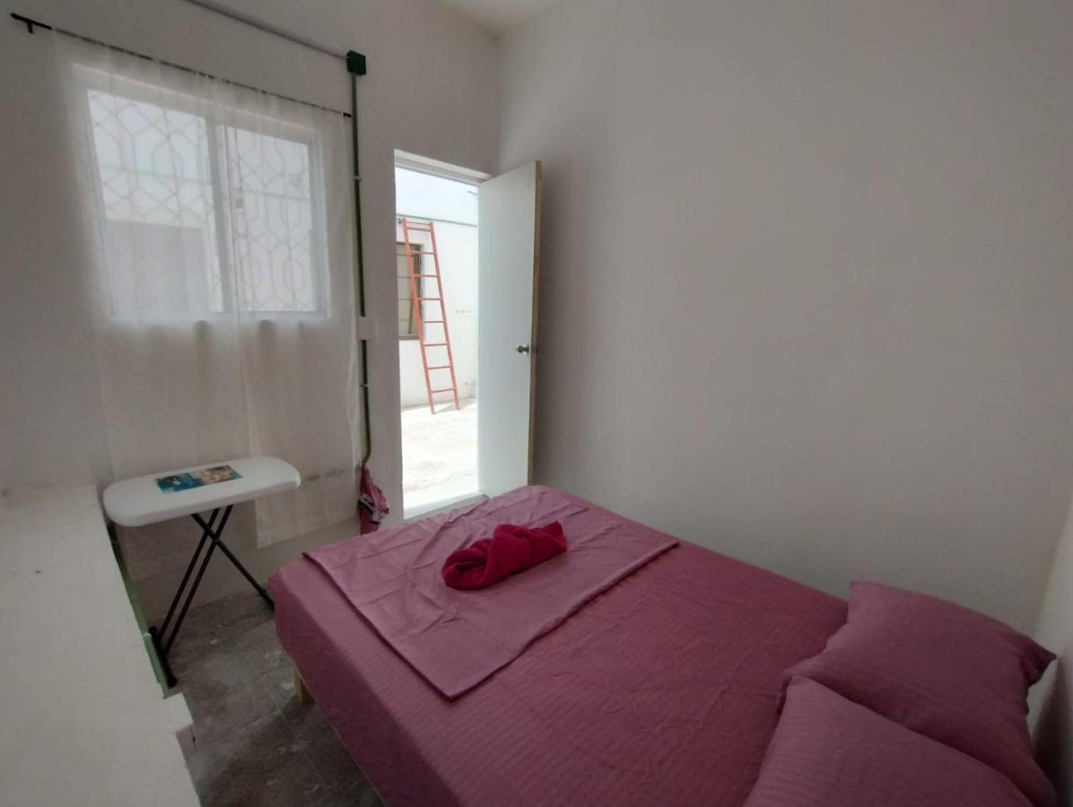 777 Lenderman Hostal 777 Cancún Esterno foto